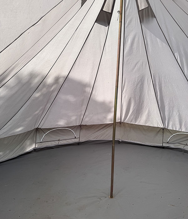 Dewslake&rsquo;s Naked Bell Tent Interior